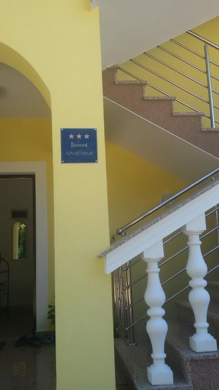 Apartment Smajlovic Kukci Exterior foto