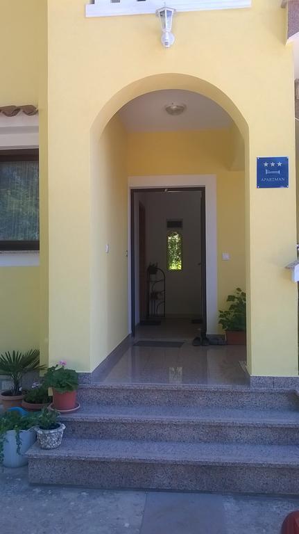 Apartment Smajlovic Kukci Exterior foto